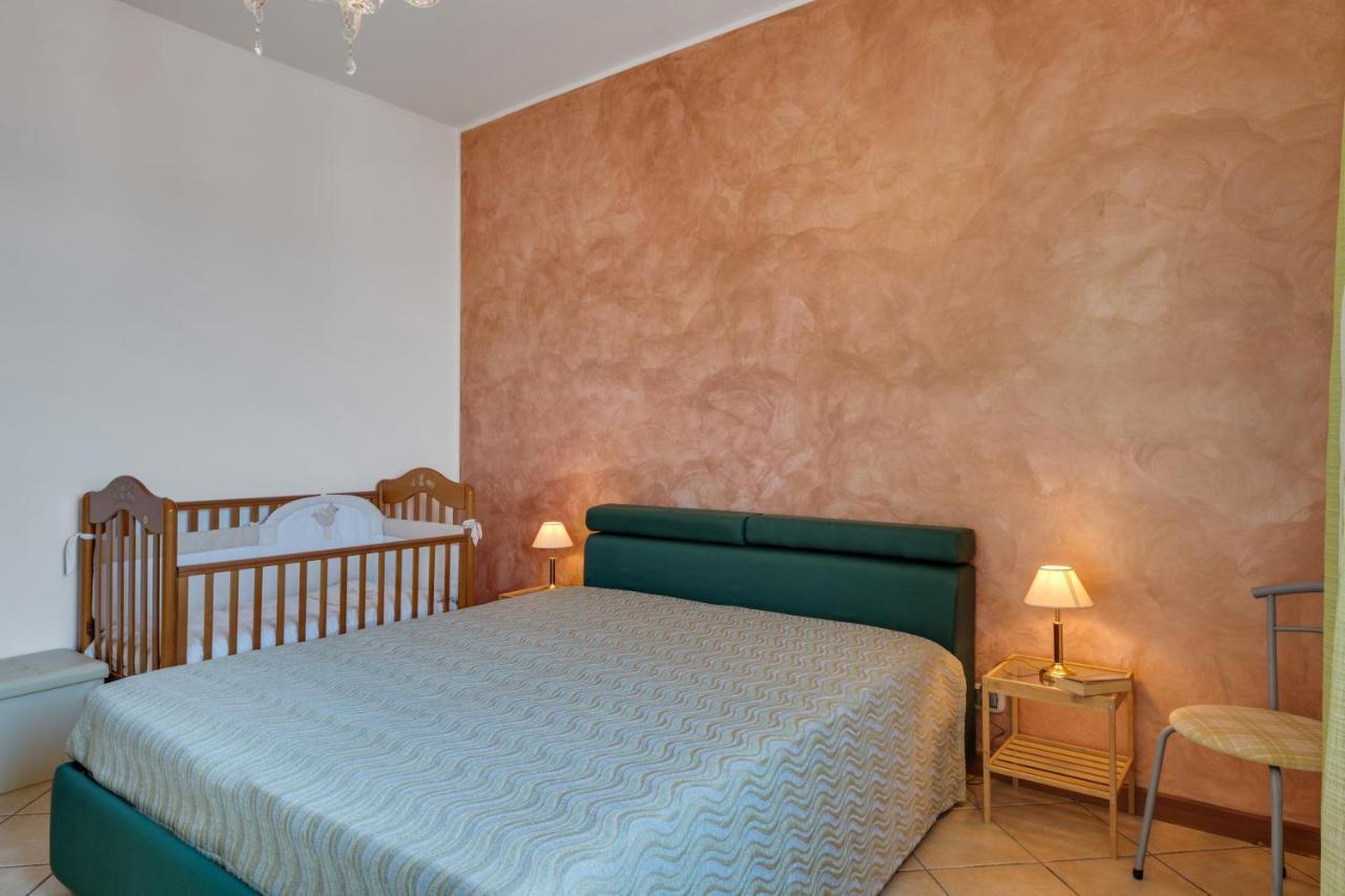 Roomy And Bright Apartment With Balconies X6 Κατάνια Εξωτερικό φωτογραφία