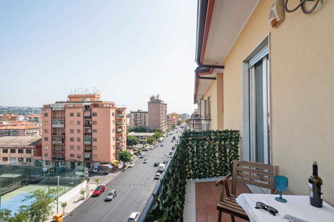 Roomy And Bright Apartment With Balconies X6 Κατάνια Εξωτερικό φωτογραφία