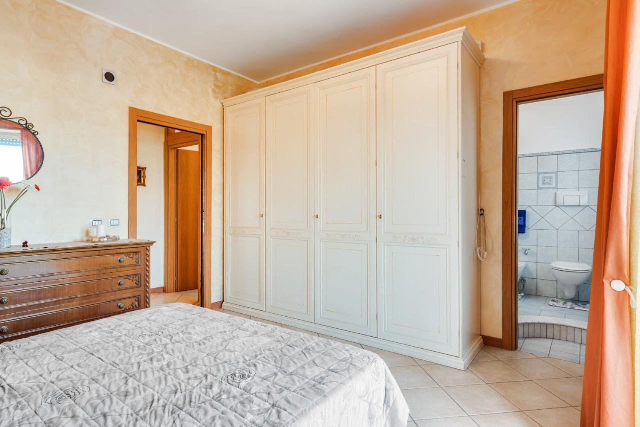 Roomy And Bright Apartment With Balconies X6 Κατάνια Εξωτερικό φωτογραφία